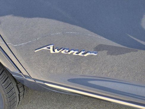 New 2026 Buick Enclave Avenir image 6