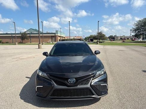Certified 2022 Toyota Camry SE FWD image 7