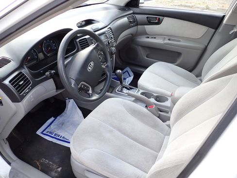 Used 2008 Kia Optima LX image 30