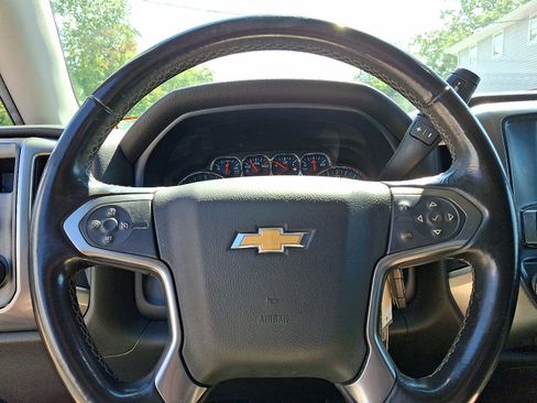 Used 2018 Chevrolet Silverado 1500 LT w/ All Star Edition image 19