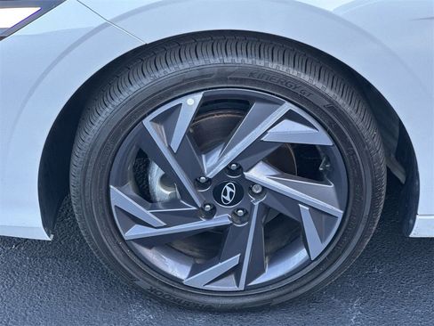 New 2025 Hyundai Elantra SEL w/ Cargo Package image 12