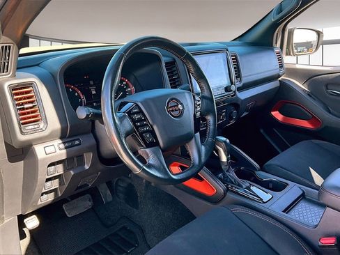 Used 2022 Nissan Frontier Pro-X w/ Technology Package image 13