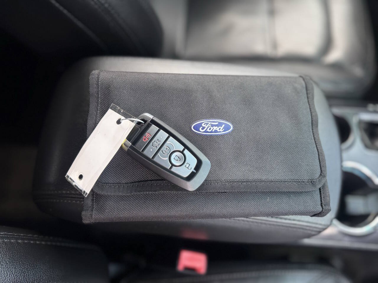 Used 2016 Ford Explorer Limited w/ Equipment Group 301A FWD image 31