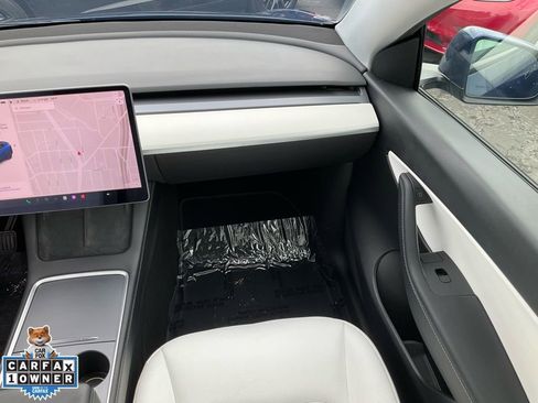 Used 2021 Tesla Model Y Long Range image 61
