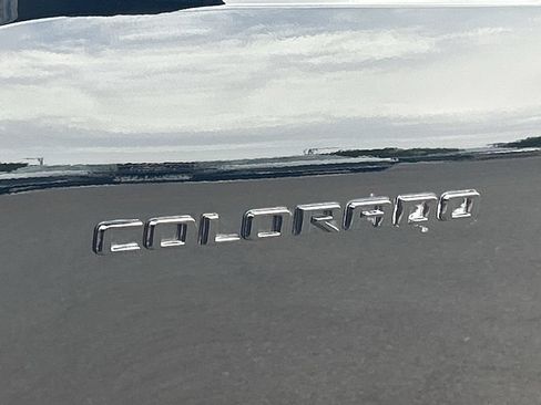 Used 2024 Chevrolet Colorado Trail Boss w/ Technology Package AWD/4WD image 31