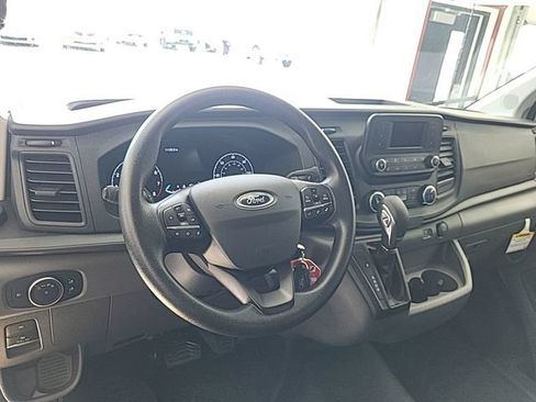Used 2025 Ford Transit 250 Low Roof w/ Exterior Upgrade Package RWD image 4