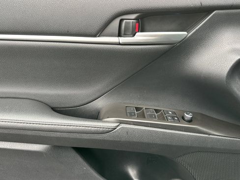 Used 2023 Toyota Camry XSE image 10