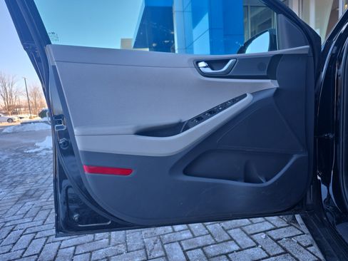 Used 2019 Hyundai Ioniq Blue image 14