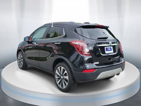 Used 2022 Buick Encore Preferred w/ Safety Package FWD image 3