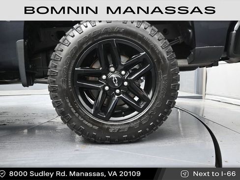 Certified 2022 Chevrolet Silverado 1500 Custom Trail Boss AWD/4WD image 14