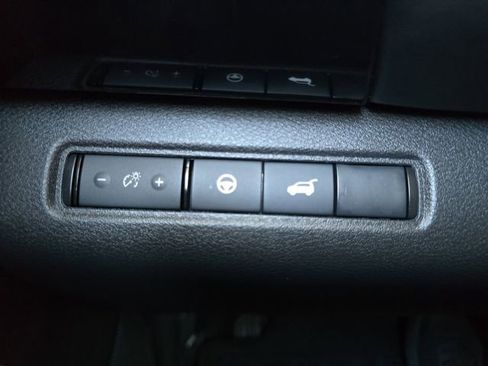 New 2026 Nissan Pathfinder SV image 10