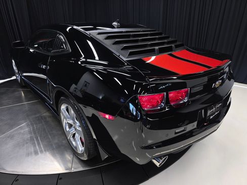 Used 2010 Chevrolet Camaro SS w/ Orange Stripe Package RWD image 47