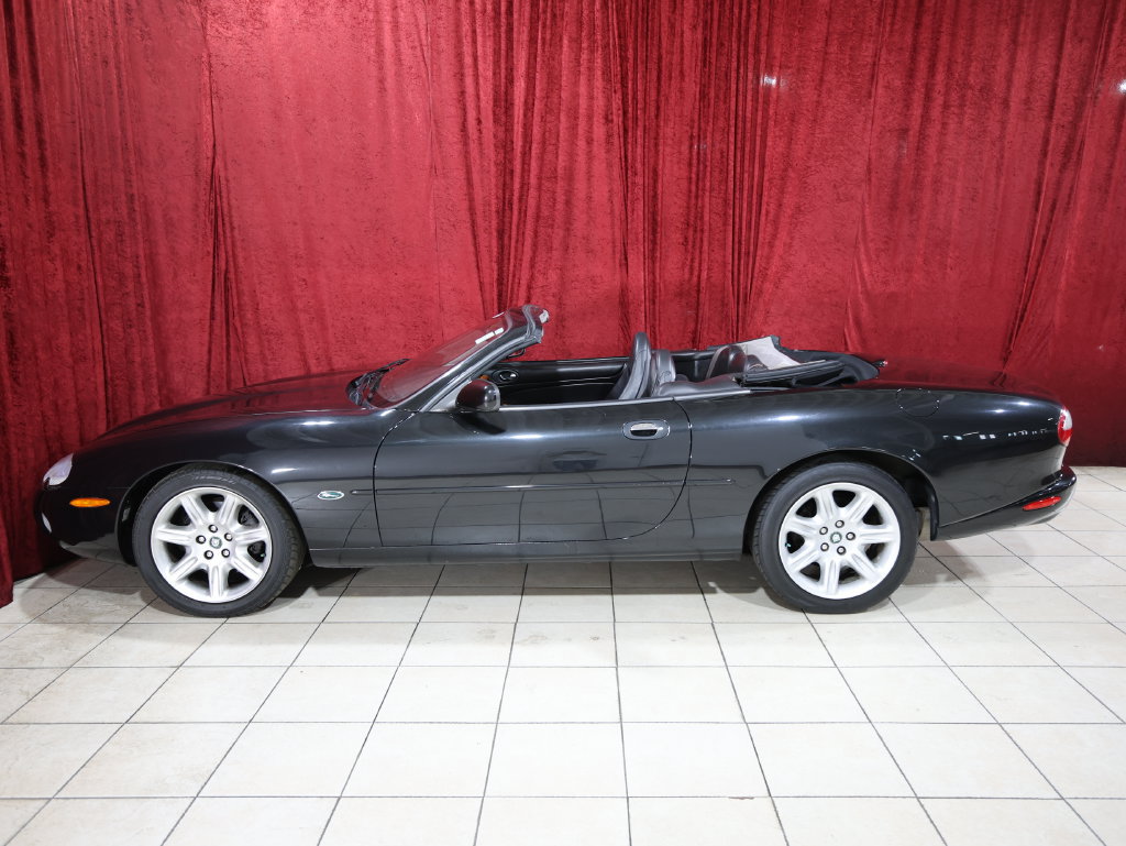 Used 2000 Jaguar XK8 Convertible RWD image 4