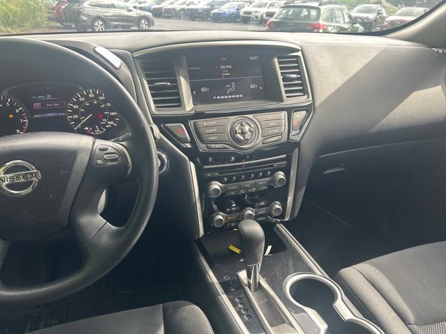 Used 2017 Nissan Pathfinder S AWD/4WD image 14
