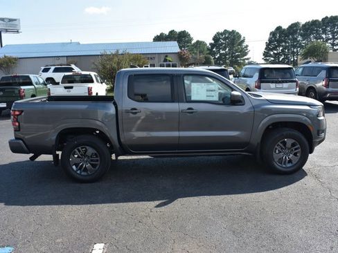 New 2026 Nissan Frontier SV w/ Tow Package image 4