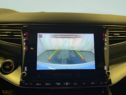 Used 2023 Jeep Wagoneer Series II AWD/4WD image 12