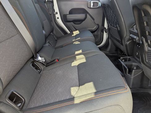 Used 2022 Jeep Gladiator Mojave w/ LED Lighting Group image 18