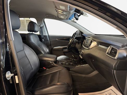 Used 2016 Kia Sorento EX w/ EX Premium Package AWD/4WD image 26