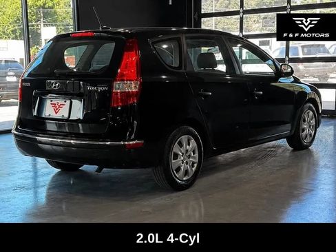 Used 2010 Hyundai Elantra GLS FWD image 3