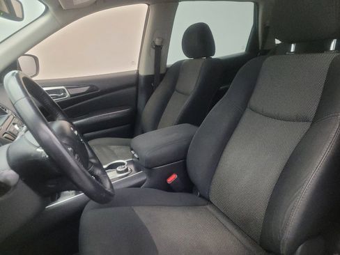 Used 2020 Nissan Pathfinder SV AWD/4WD image 17