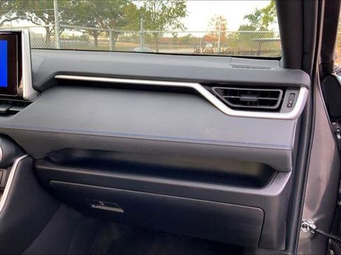 Certified 2024 Toyota RAV4 SE image 18