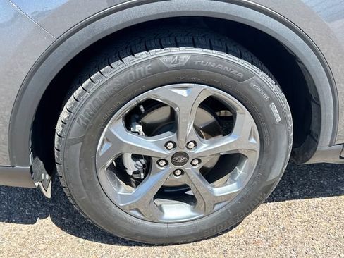 Used 2025 Ford Escape ST-Line FWD image 18