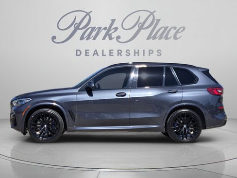 Used 2020 BMW X5 sDrive40i w/ M Sport Package RWD image 2
