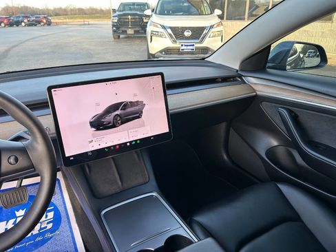 Used 2022 Tesla Model 3 Long Range image 12