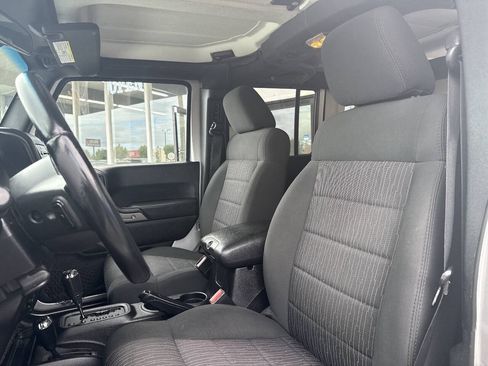 Used 2011 Jeep Wrangler Unlimited Sport AWD/4WD image 30