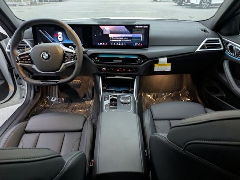 Certified 2025 BMW 430i Coupe w/ Convenience Package RWD image 18