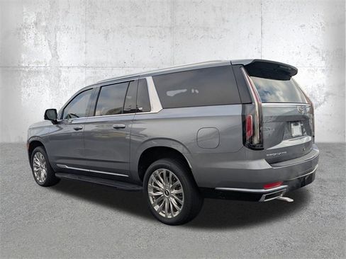Used 2021 Cadillac Escalade ESV Premium Luxury image 6
