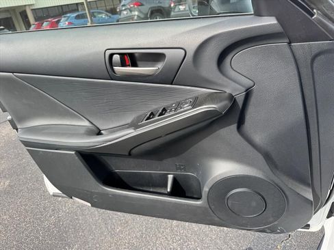 Used 2021 Lexus IS 350 F Sport w/ Dynamic Handling Package image 17