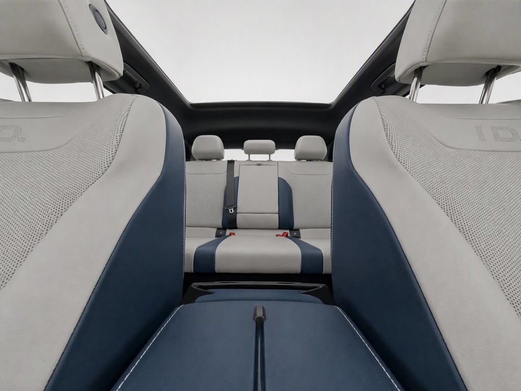 Certified 2023 Volkswagen ID.4 Pro S AWD/4WD image 25