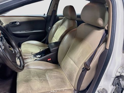 Used 2010 Chevrolet Malibu LT w/ Premium Mat Package FWD image 15