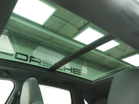 New 2026 Porsche Cayenne AWD/4WD image 36