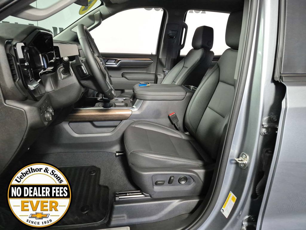 New 2026 Chevrolet Silverado 1500 RST w/ All Star Edition Plus AWD/4WD image 9