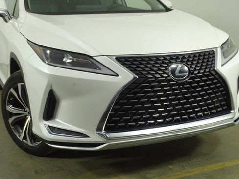 Used 2020 Lexus RX 350L FWD w/ Premium Package image 46