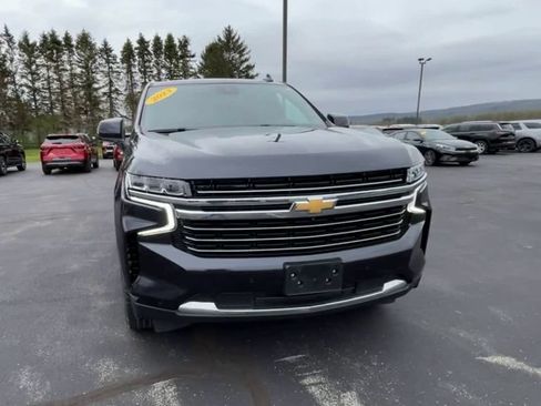 Used 2023 Chevrolet Tahoe LT w/ Luxury Package AWD/4WD image 3