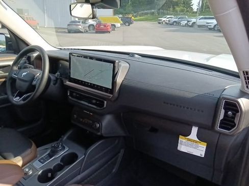 New 2026 Ford Bronco Sport Outer Banks w/ Outer Banks Tech Package+ AWD/4WD image 34