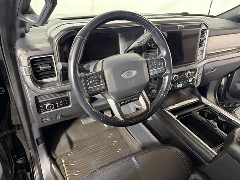 Used 2025 Ford F250 Platinum w/ Tremor Off-Road Package AWD/4WD image 9