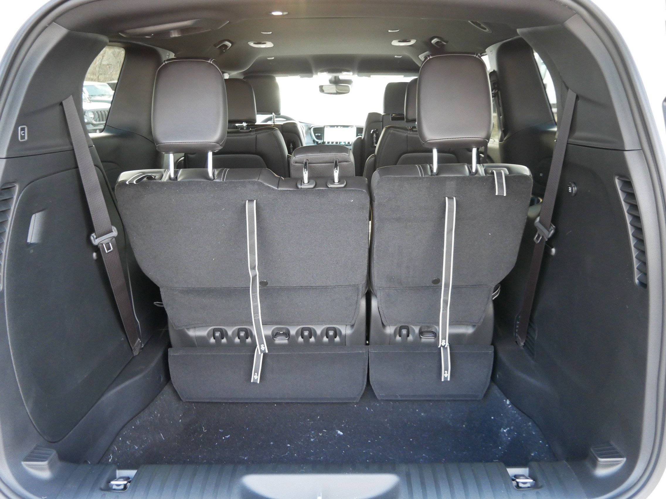 New 2026 Chrysler Pacifica Select FWD image 11