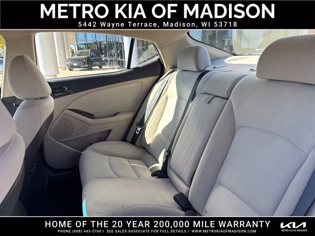 Used 2015 Kia Optima LX FWD image 29