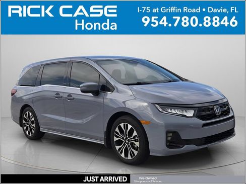 Used 2025 Honda Odyssey Elite image 1
