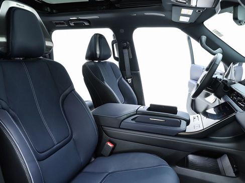 New 2026 INFINITI QX80 4WD image 78