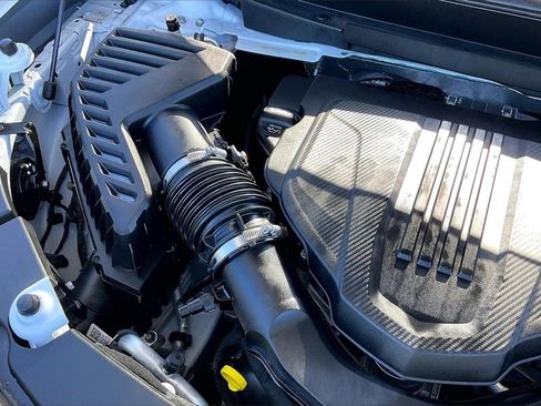 Certified 2025 GMC Acadia Elevation image 32