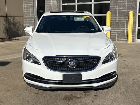 Used 2018 Buick LaCrosse Essence w/ Sun and Shade Package image 3