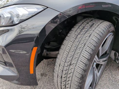 Certified 2024 BMW 330i Sedan w/ Convenience Package image 7