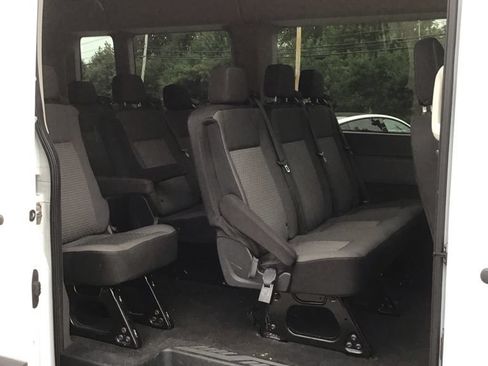 Used 2024 Ford Transit 350 XLT RWD image 6