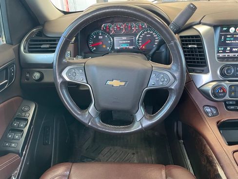 Used 2019 Chevrolet Tahoe Premier RWD image 14