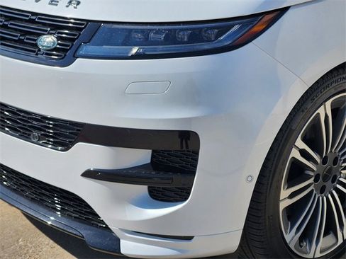 New 2026 Land Rover Range Rover Sport Dynamic SE image 5